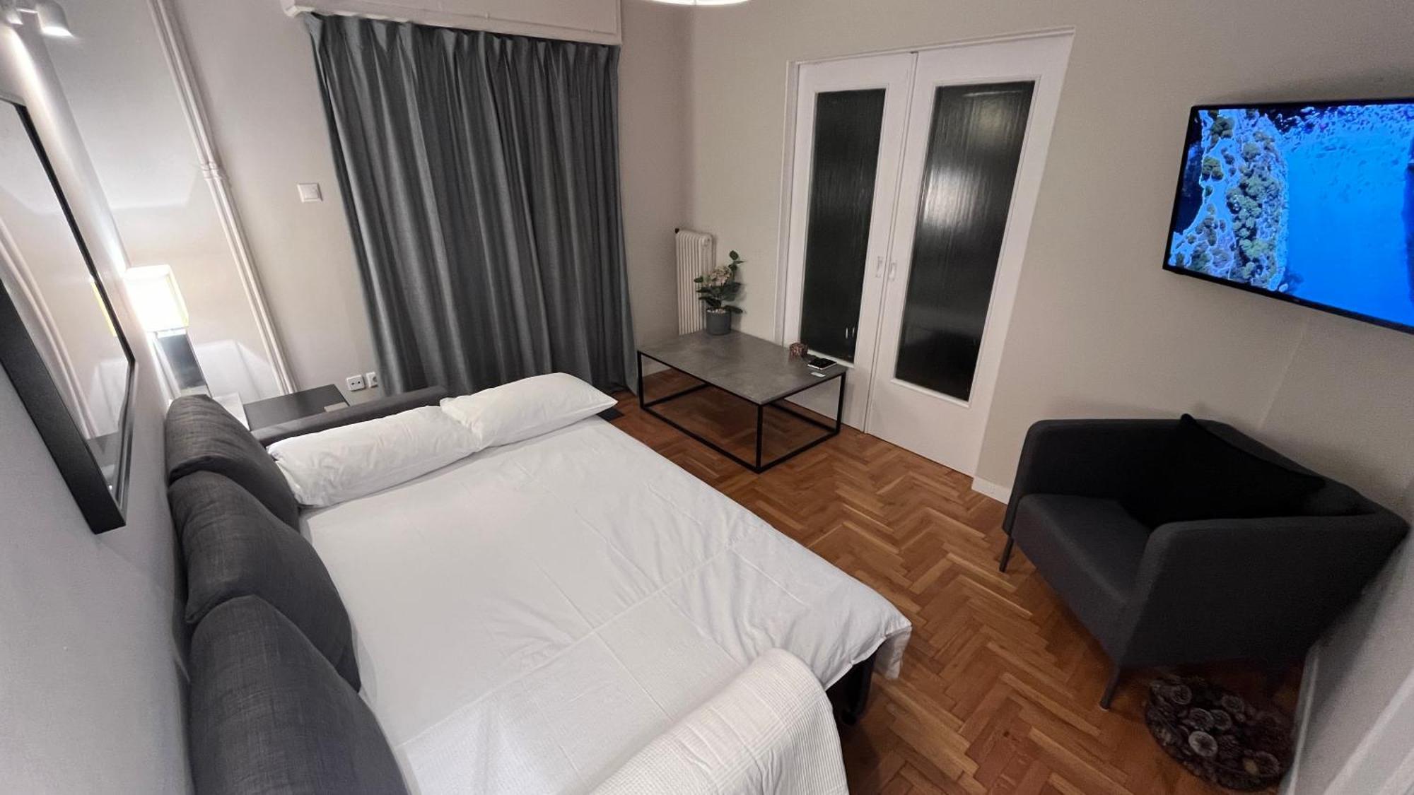4 Newly Renovated Charming Apartments Steps From Panormou Metro Station أثينا المظهر الخارجي الصورة