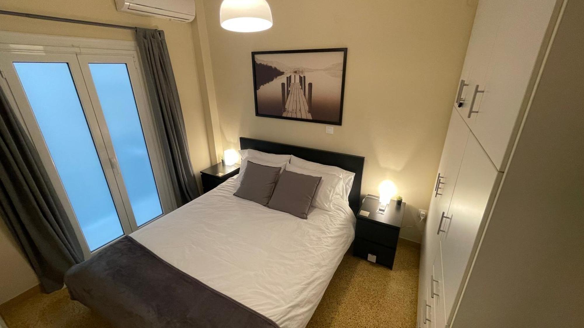 4 Newly Renovated Charming Apartments Steps From Panormou Metro Station أثينا الغرفة الصورة