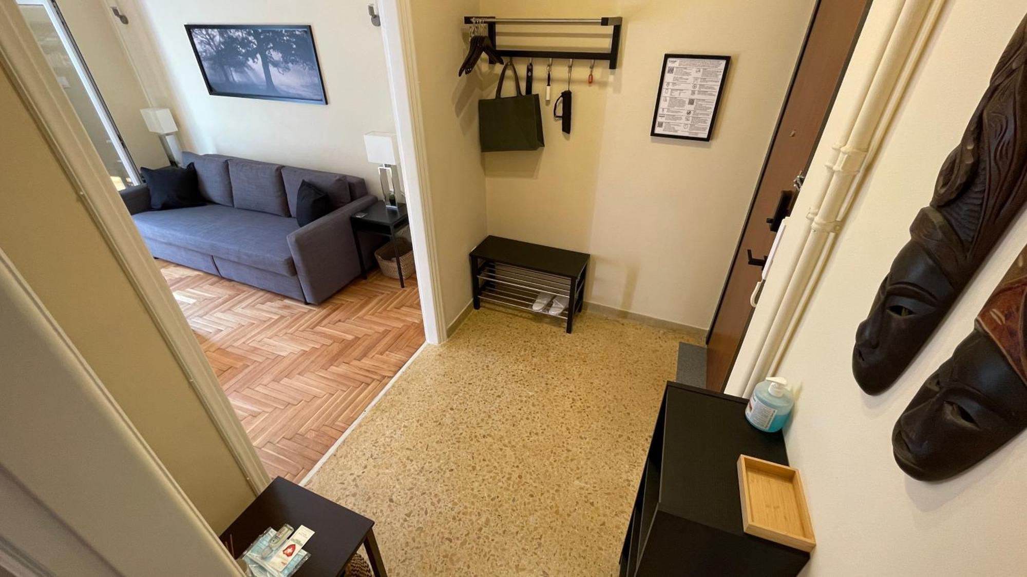 4 Newly Renovated Charming Apartments Steps From Panormou Metro Station أثينا الغرفة الصورة