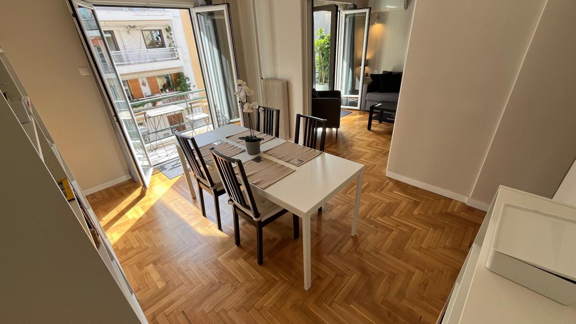 4 Newly Renovated Charming Apartments Steps From Panormou Metro Station أثينا الغرفة الصورة