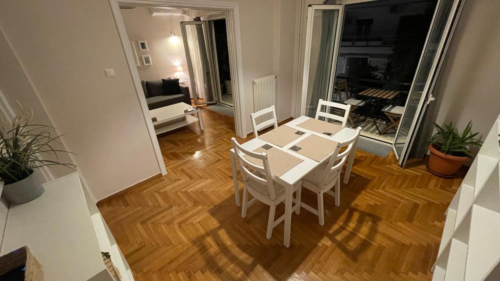 4 Newly Renovated Charming Apartments Steps From Panormou Metro Station أثينا الغرفة الصورة