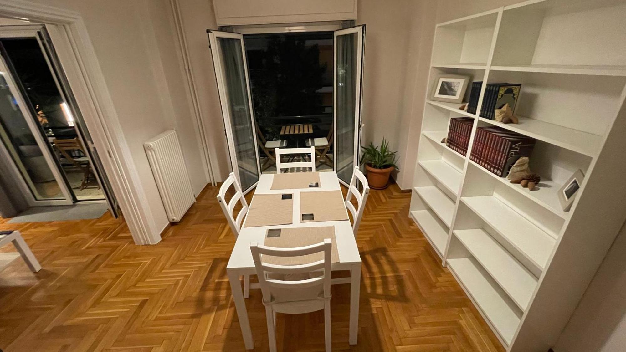 4 Newly Renovated Charming Apartments Steps From Panormou Metro Station أثينا الغرفة الصورة